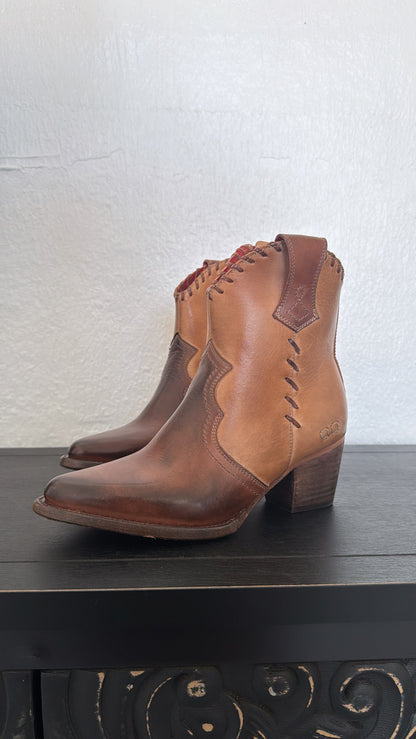 Bedstu Baila ll, Teak Oats Rustic
