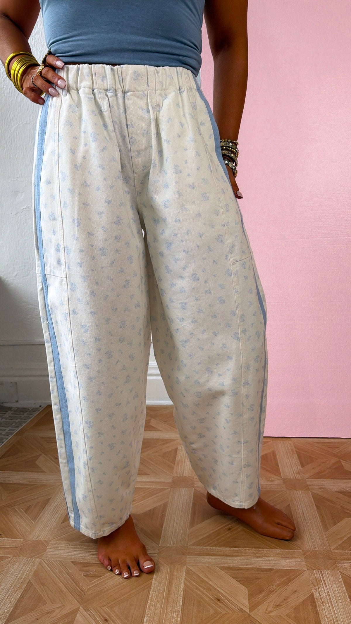 Ditsy Floral Printed Twill Barrels, LT. Blue