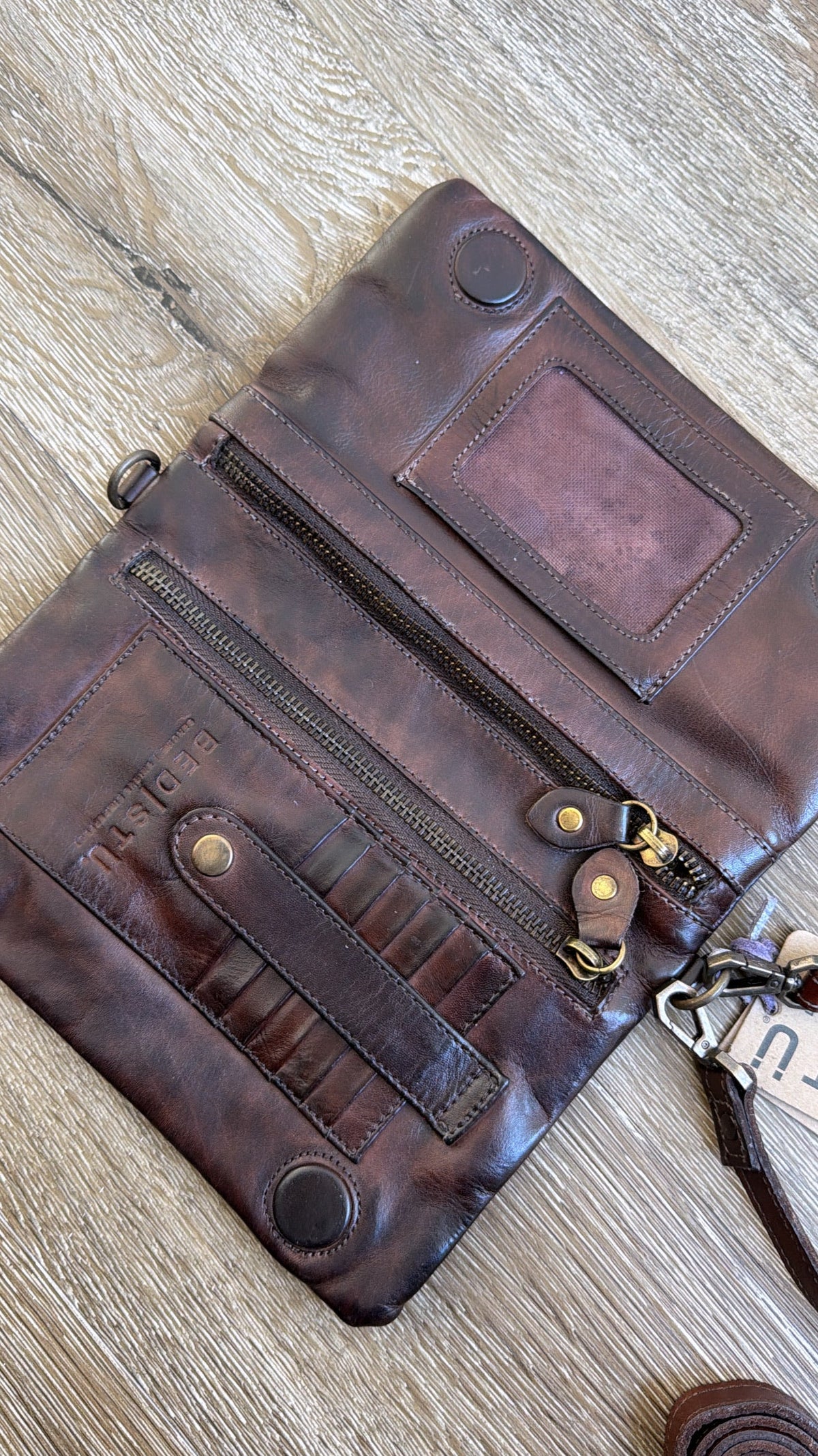 Bedstu Cadence EM, Teak Dip Dye