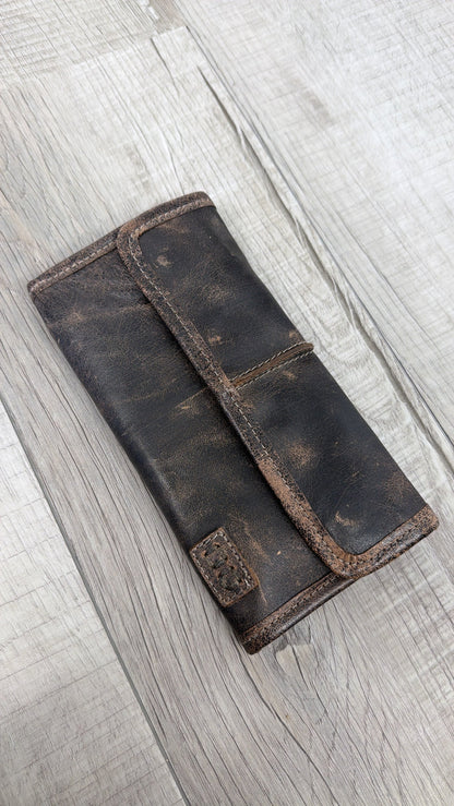 Bedstu Canton, Black Lux
