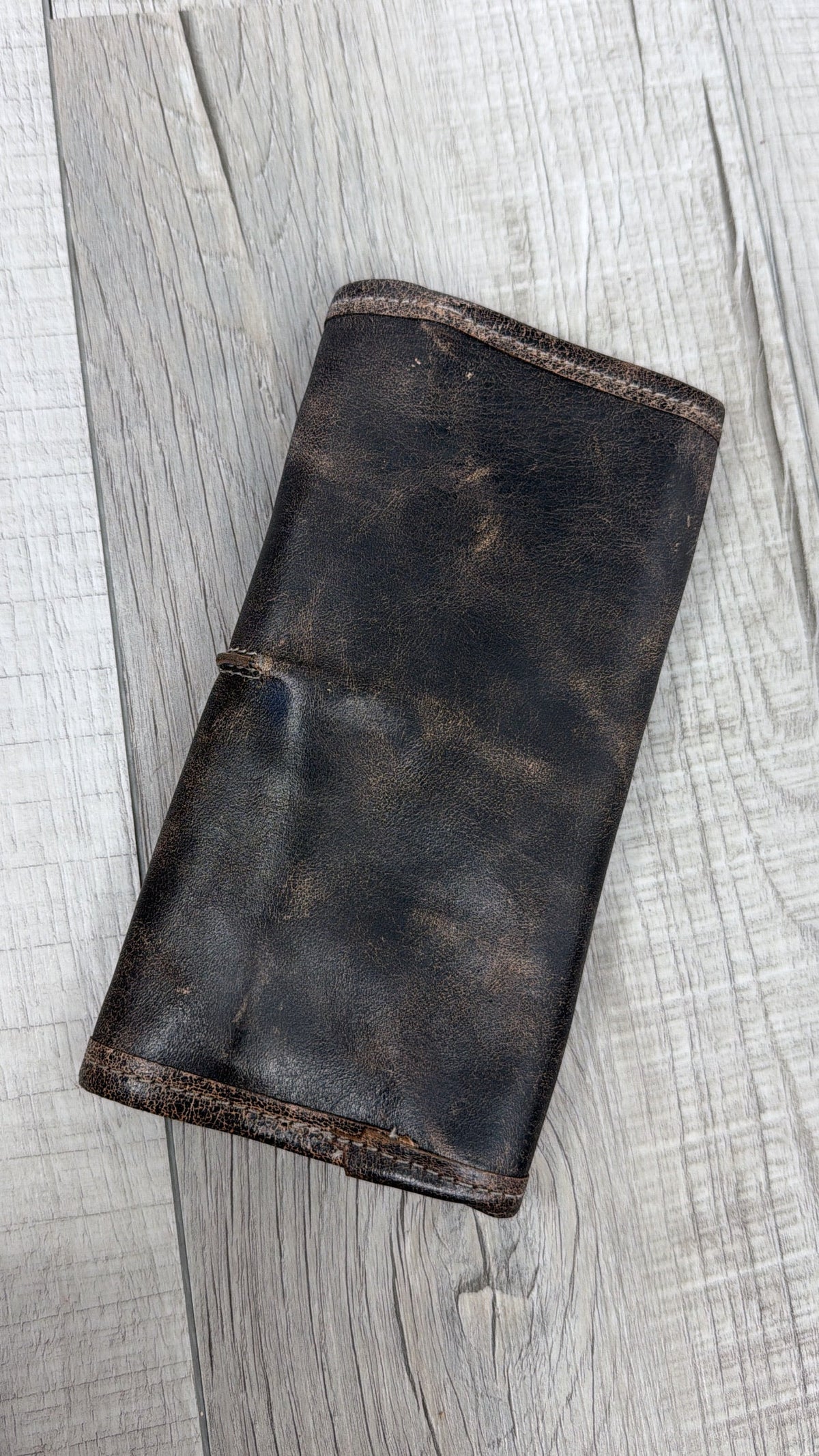 Bedstu Canton, Black Lux