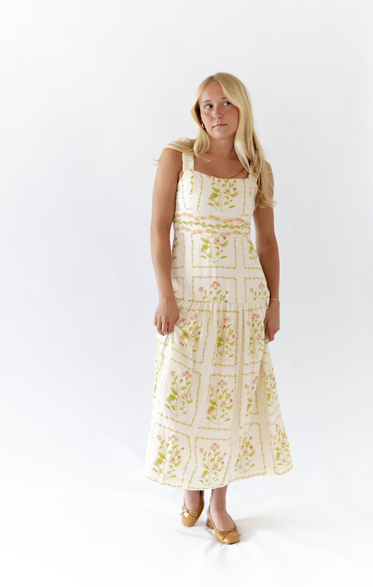 Welsie Floral Midi Dress
