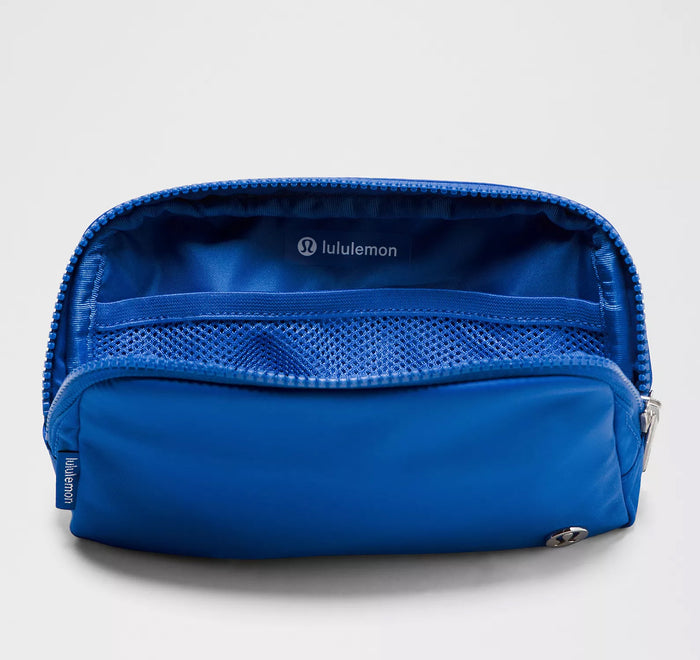 Alpha Sigma Kappa lululemon Everywhere Belt Bag - Cobalt Blue