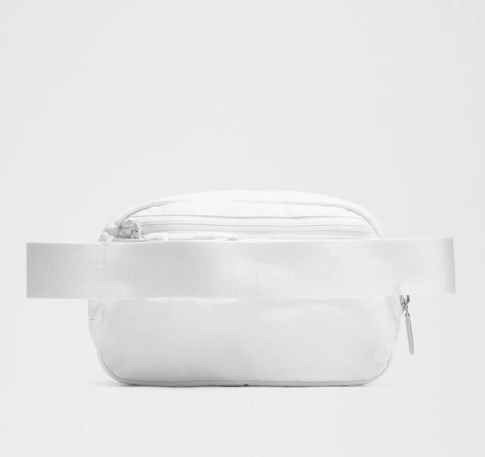 Delta Gamma lululemon Everywhere Belt Bag - White