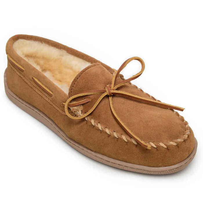 Minnetonka Sheepskin Hardsole Moc - Mens Slippers - Hatcountry