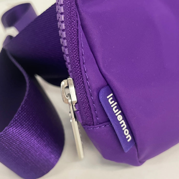 Sigma Sigma Sigma lululemon Everywhere Belt Bag - Court Purple